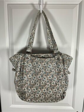 Seven Days Floral Quilted Shoulder Bag in Blue and Brown